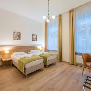 Baross - Hotell