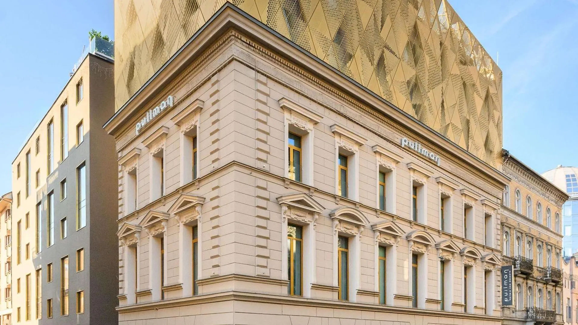 Pullman Budapest contacts